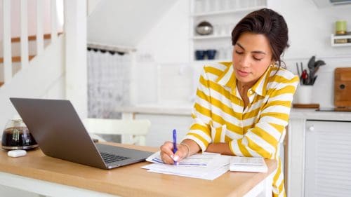 woman financial planning